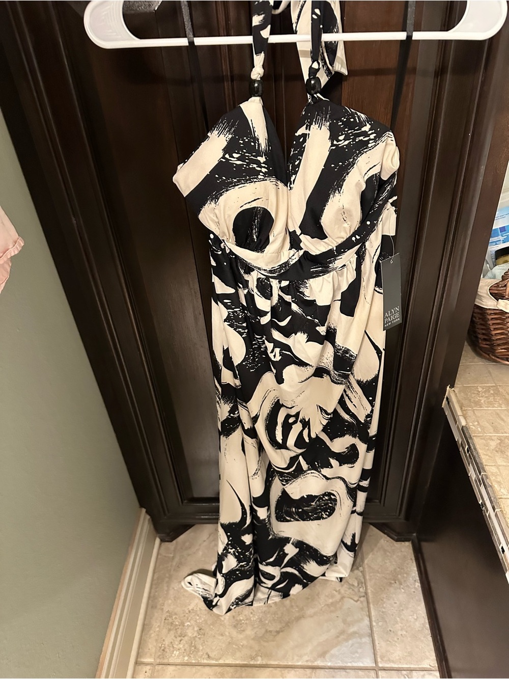 Alyn Paige Black and Cream Abstract Halter Dress